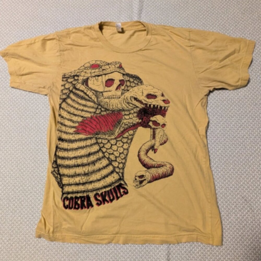 Cobra Skulls Shirt Size M Punk Rock Scene Illustration